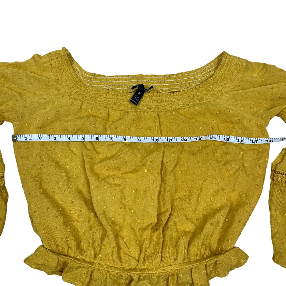Aqua Women's Cropped Off-The-Shoulder Smocked Bell Sleeve Top Size Small Mustard - Picture 7 of 12
